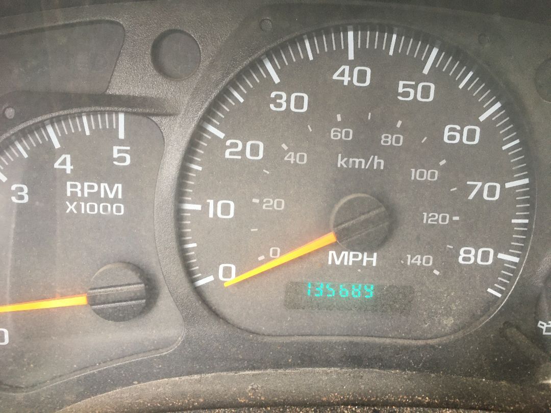 2006 GMC C5500 - Image 13